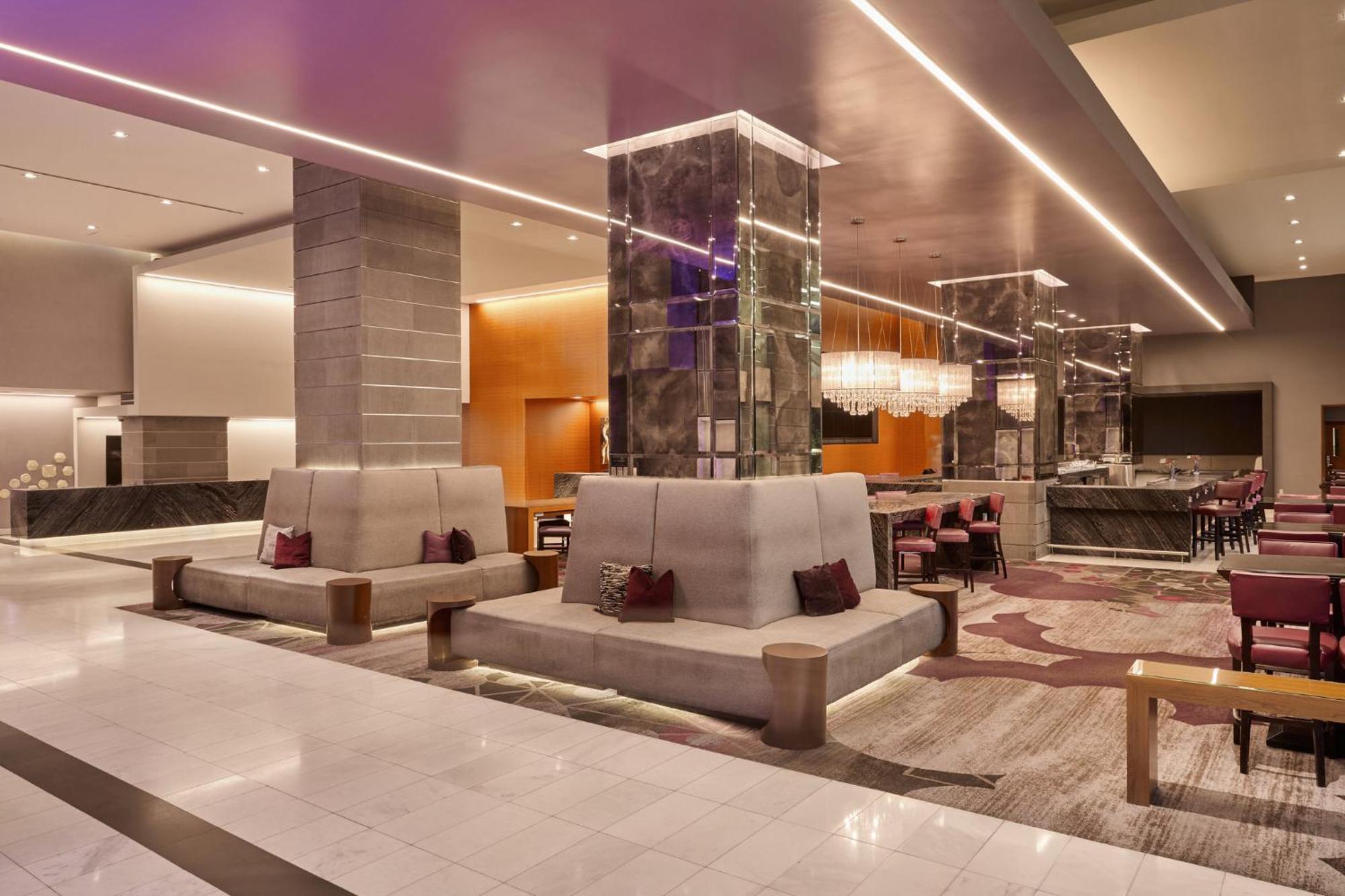 Loews Hollywood Hotel, Los Angeles